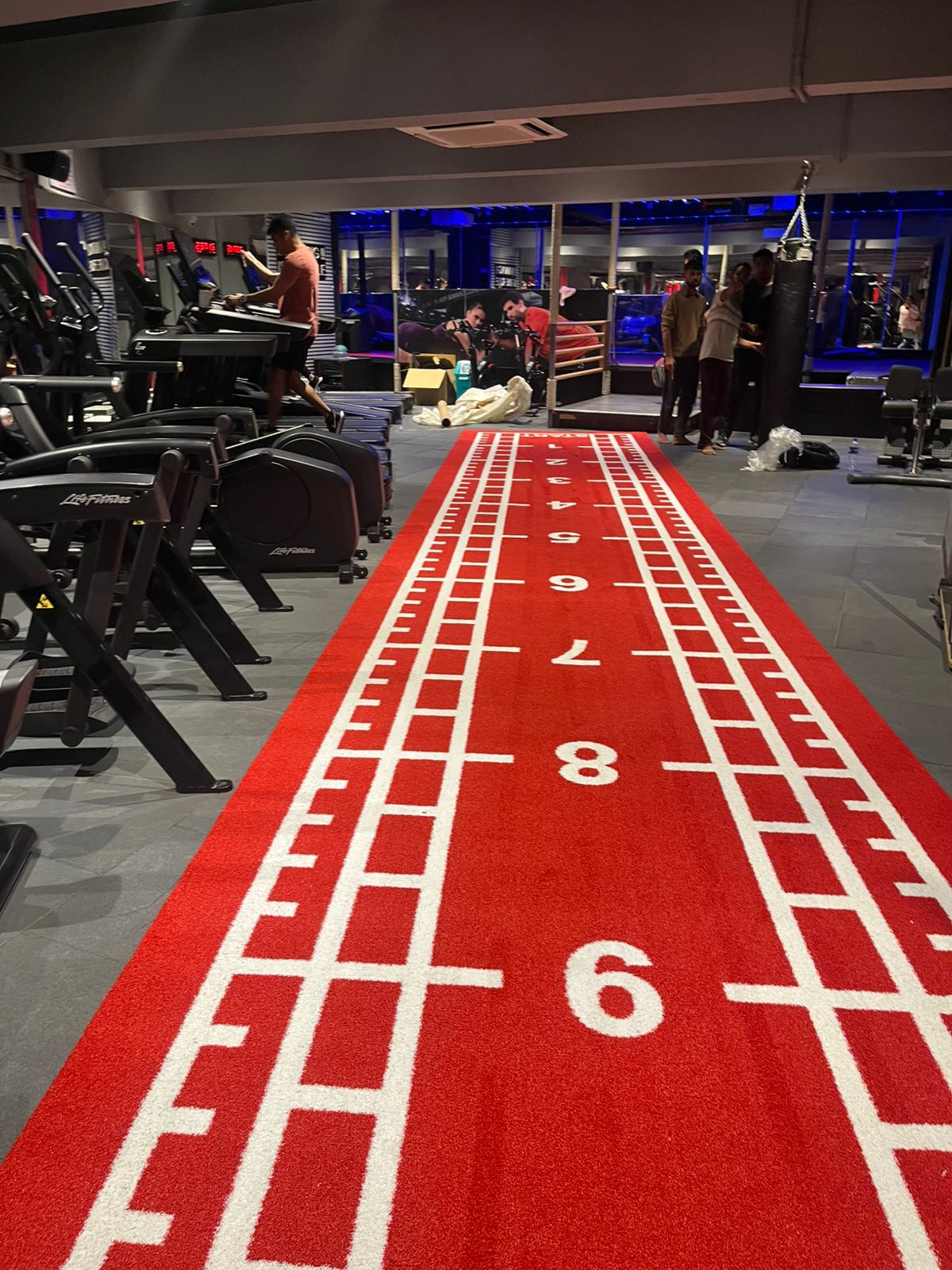 Powerful Gym Astro Turf – Red + White | SZ 1012